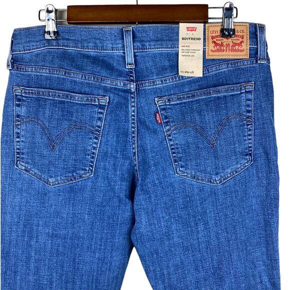 Levi’s Sculpt Boyfriend Jeans Women’s 30 Mid Rise Relaxed Tapered Leg NWT - Picture 5 of 10